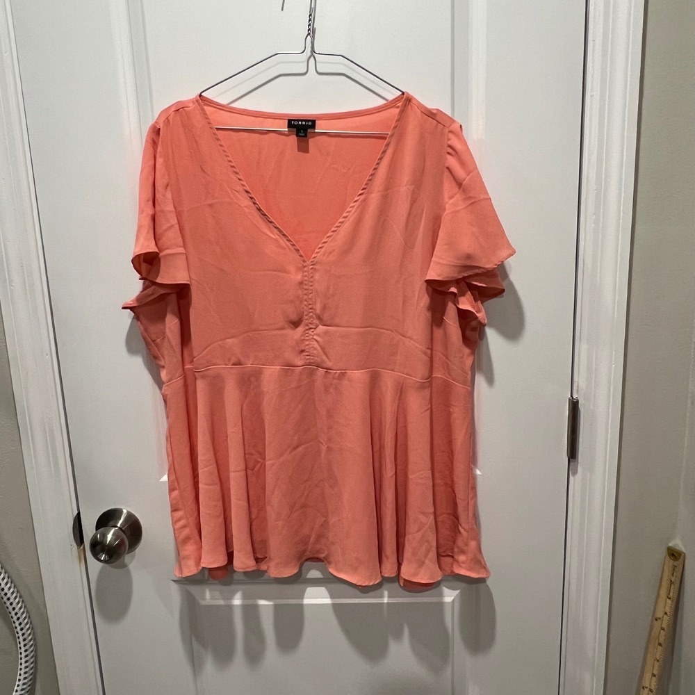 Torrid Womens Peplum‎ Top Flutter Sleeve Coral Pink Size 1